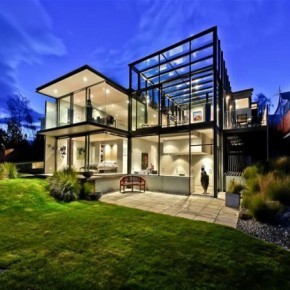 glass-house-outside-290x290