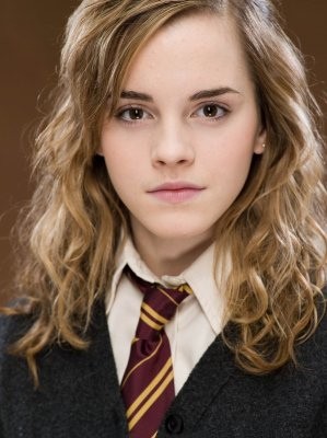 Emma-watson-as-hermione-granger-in-harry-potter