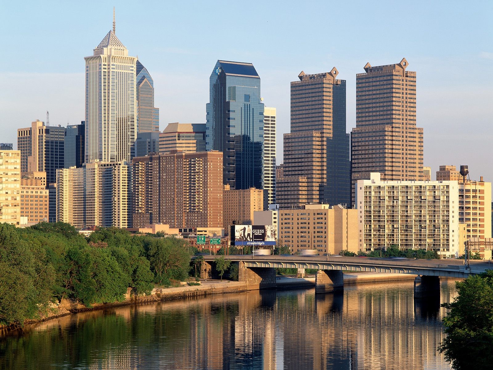 Schuylkill-River-Philadelphia-Pennsylvania-Desktop-Wallpaper