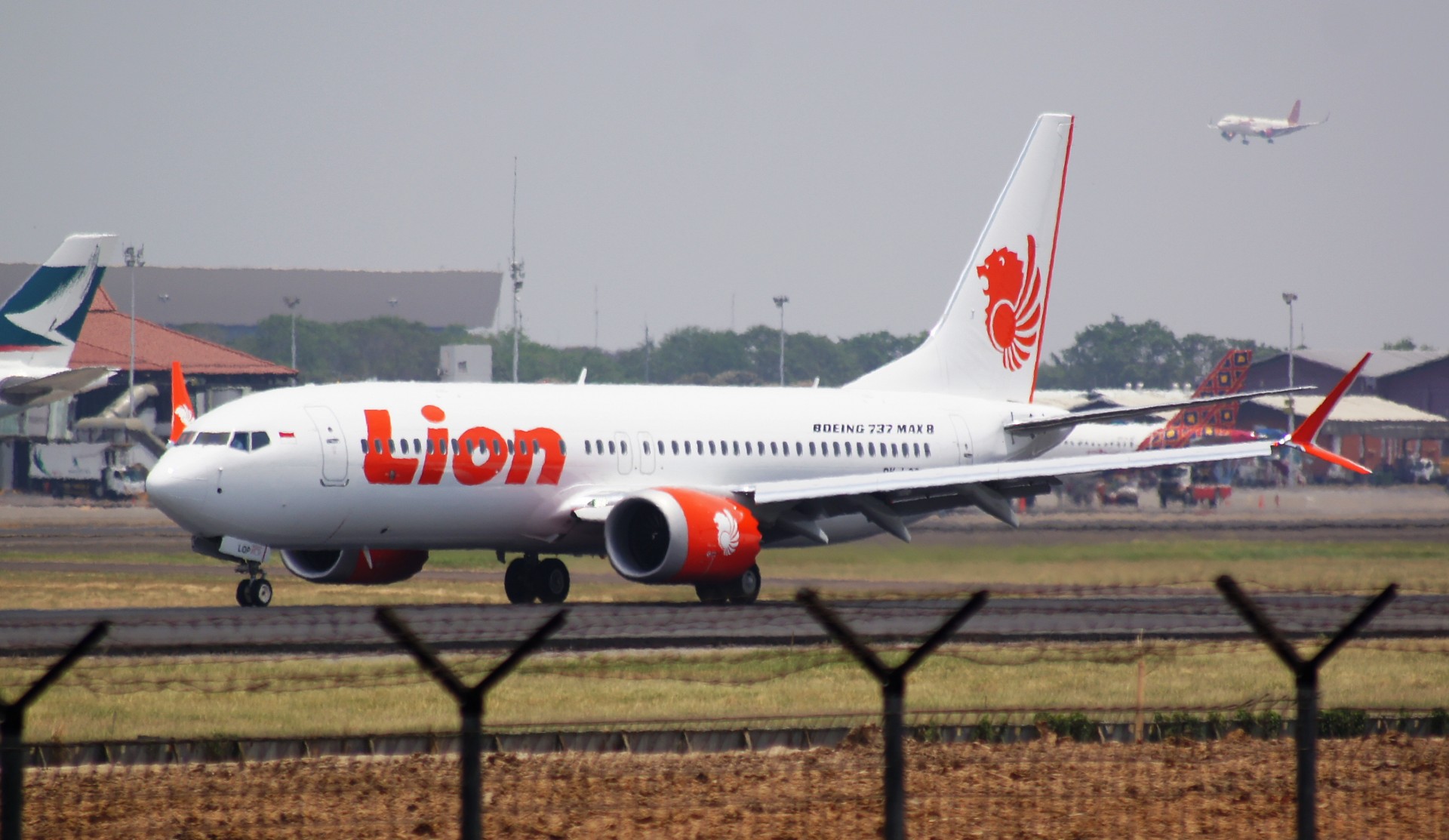 Lion_Air_Boeing_737-MAX8;_@CGK_2018_(31333957778)